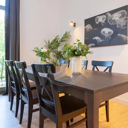 Centrico Familiar Apartment Barcelona