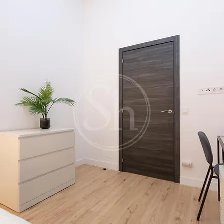 Centrico Familiar Apartment Barcelona